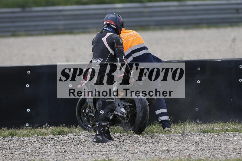 /09 19.04.2026  Caremotion get faster ADR/Gruppe gelb/34